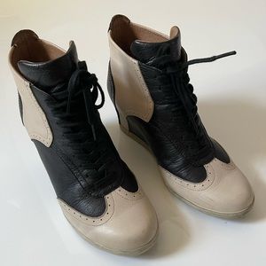 Koolaburra Wedged Booties